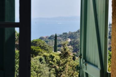 découvrir les Issambres dans le Var : charmants villages et trésors immobiliers